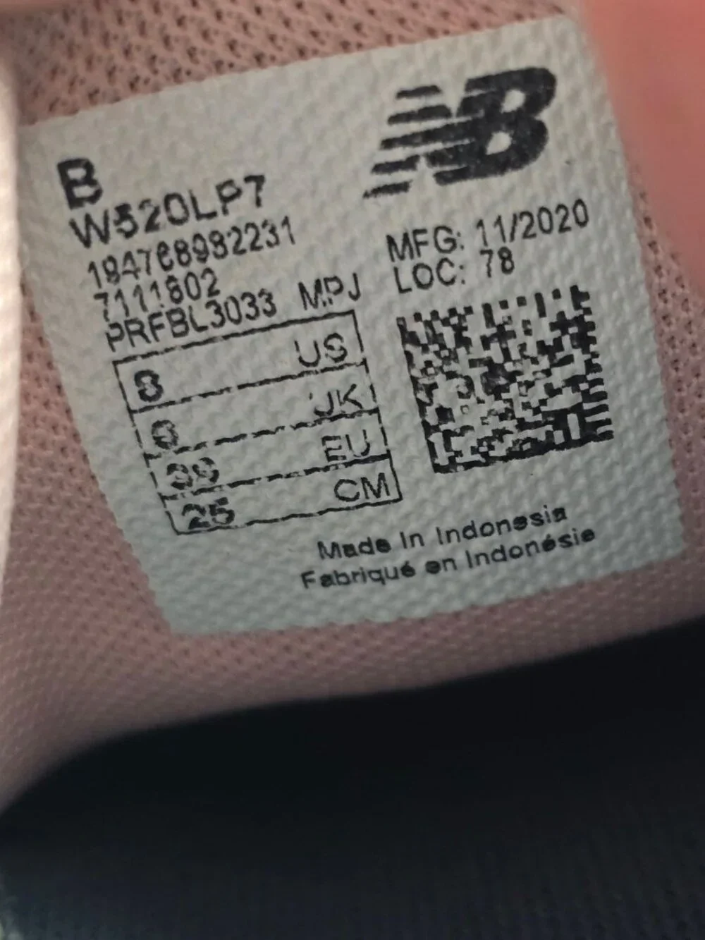 New Balance Womens 520 V7 Gray Running Shoes Sneakers W520LP7 sz 8